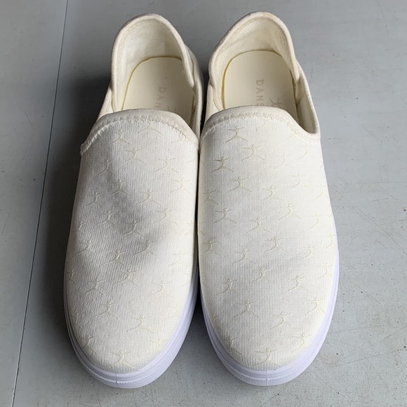 Danskin Slip On Shoes Women’s 9 Cream‎ Vegan Textile Memory Foam Comfort - Picture 1 of 13